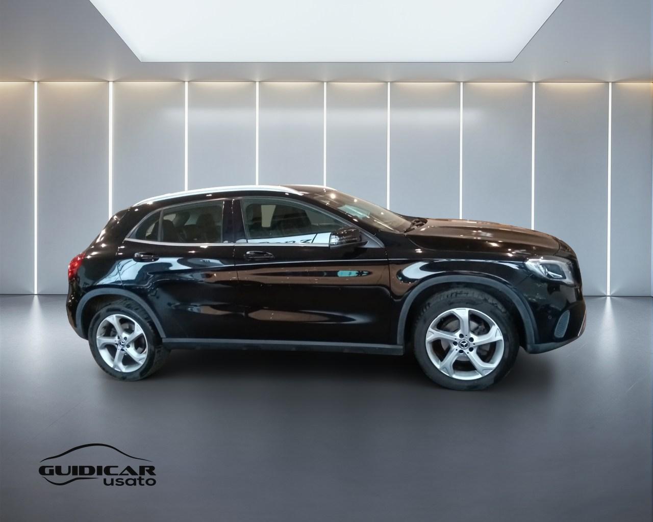 Mercedes-Benz GLA-X156 2017 - GLA 200 d Sport auto