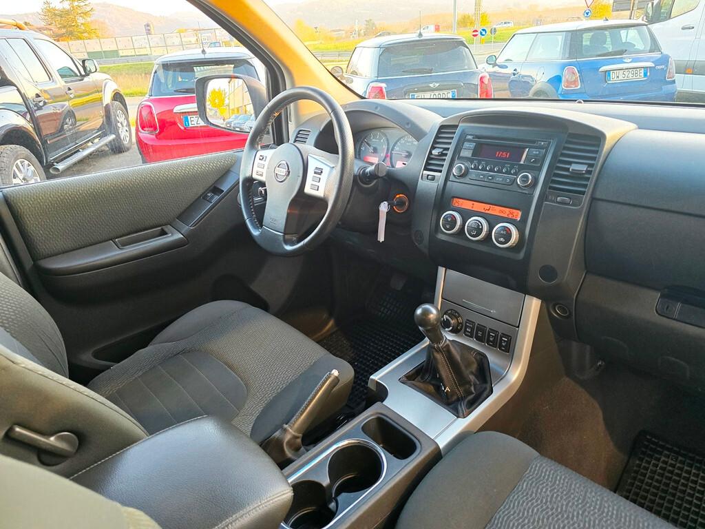 Nissan Navara 2.5 dCi 190CV King Cab LE DA VETRINA!