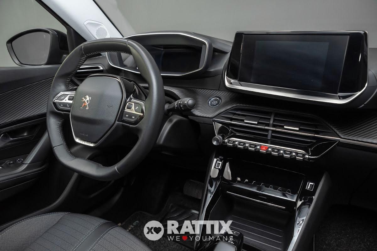 Peugeot e-2008 motore elettrico 100KW Allure Pack