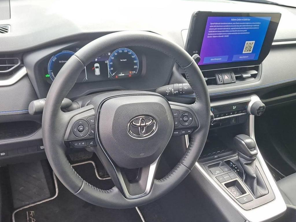 Toyota RAV4 2.5 VVT-iE Hybrid Style 2WD E-CVT