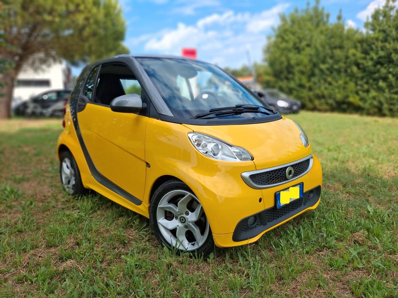 Smart ForTwo 1000 52 kW MHD coupé passion