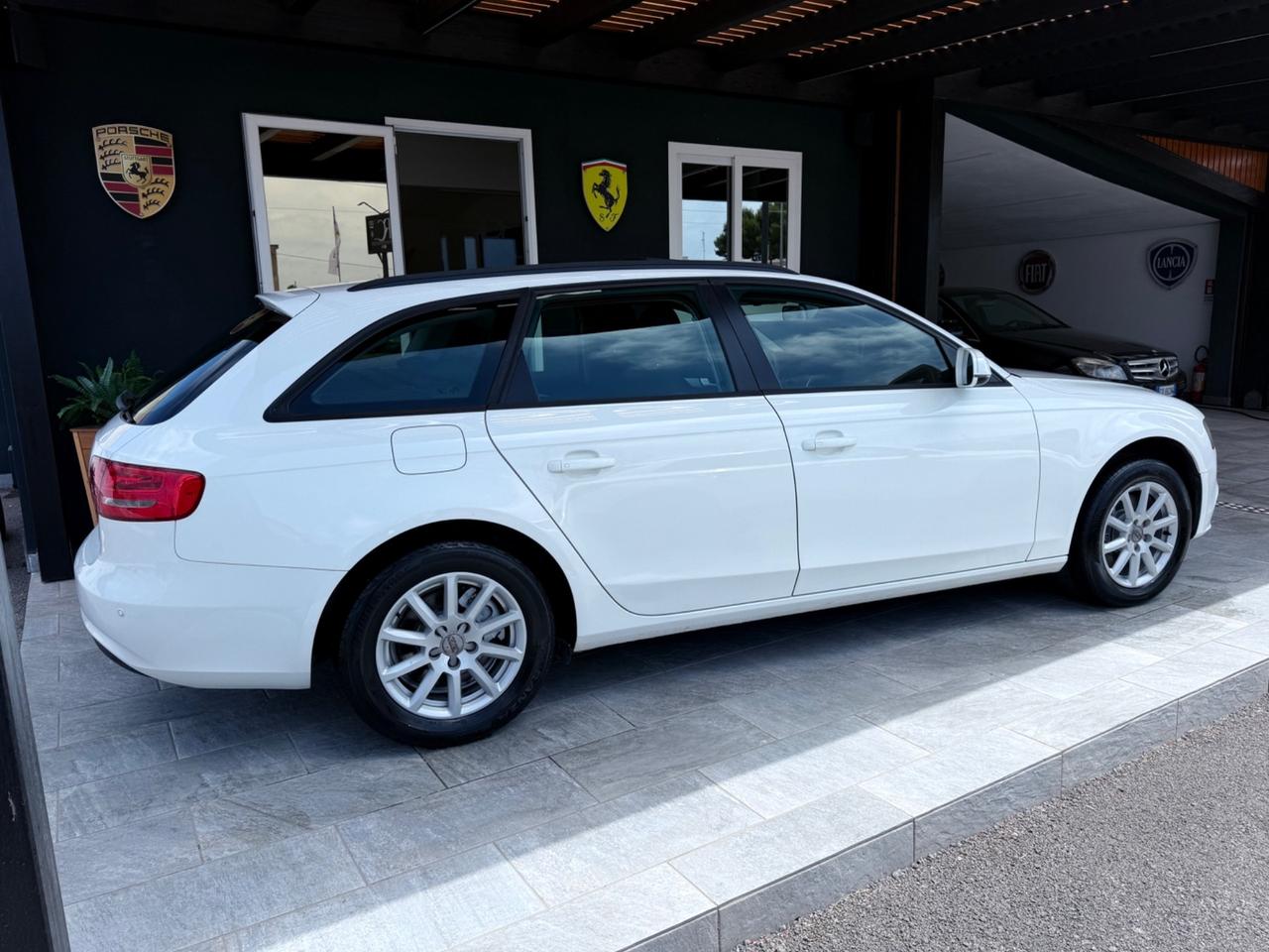 Audi A4 Avant 2.0 TDI 143CV F.AP. Tetto Apribile