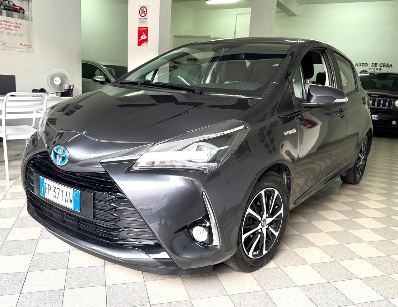 Toyota Yaris 1.5 Hybrid 5 porte Active