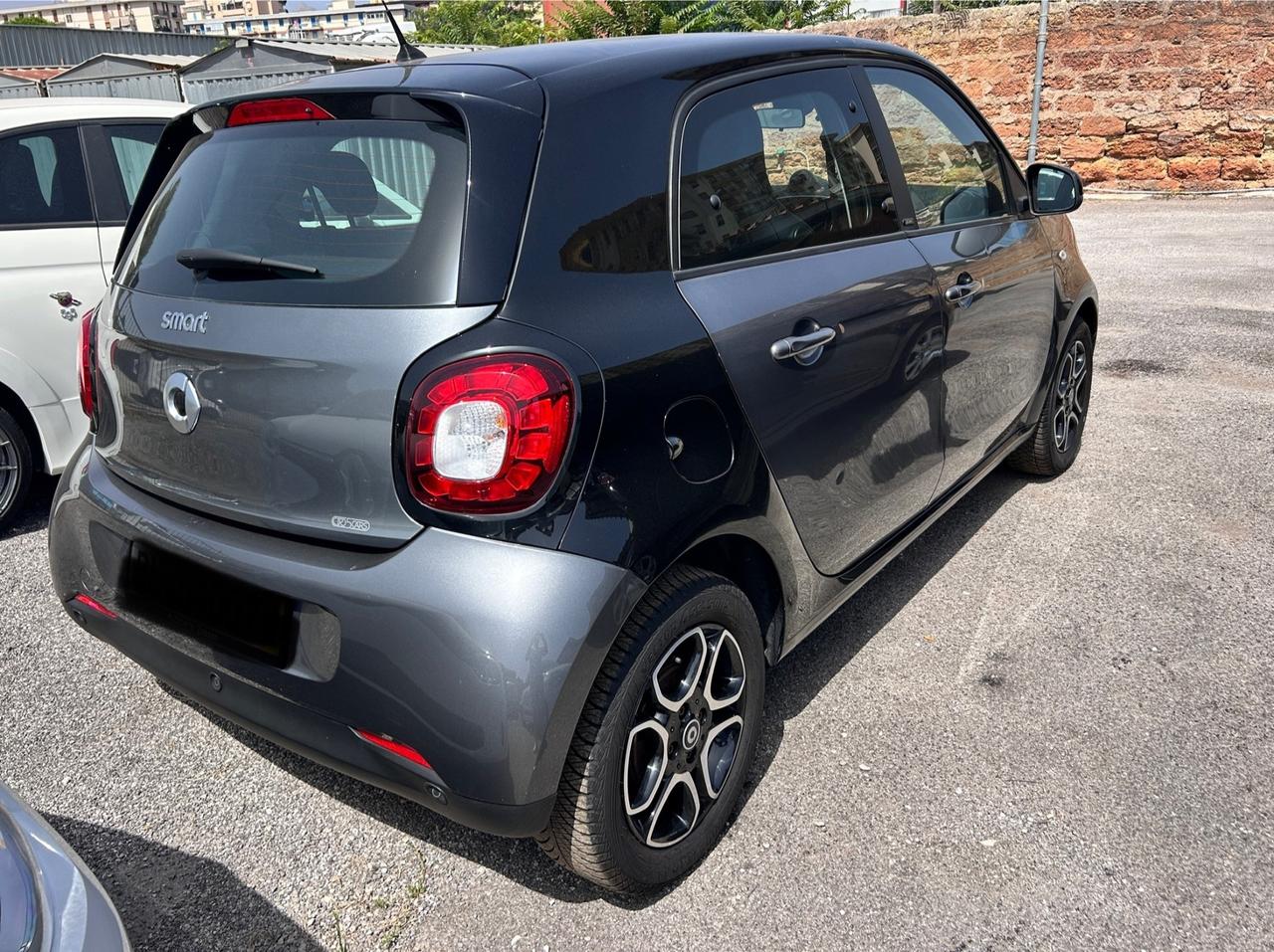 Smart ForFour 70 1.0 Prime