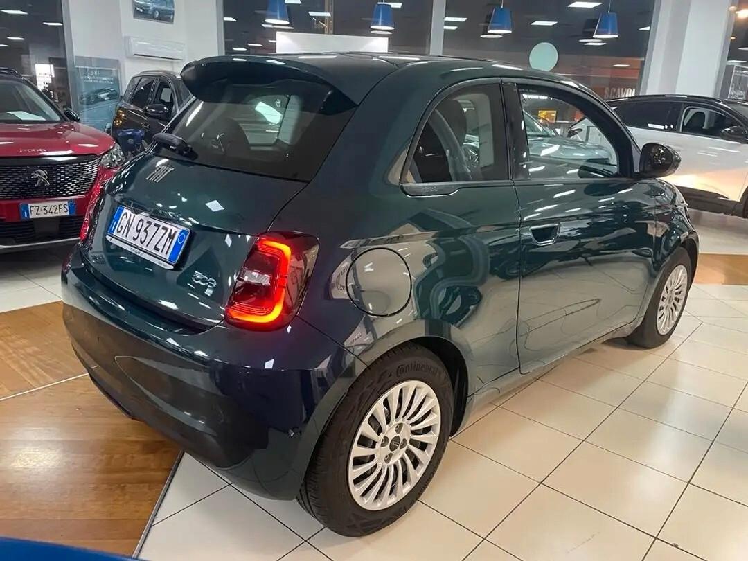 Fiat 500 Action Berlina 23,65 kWh