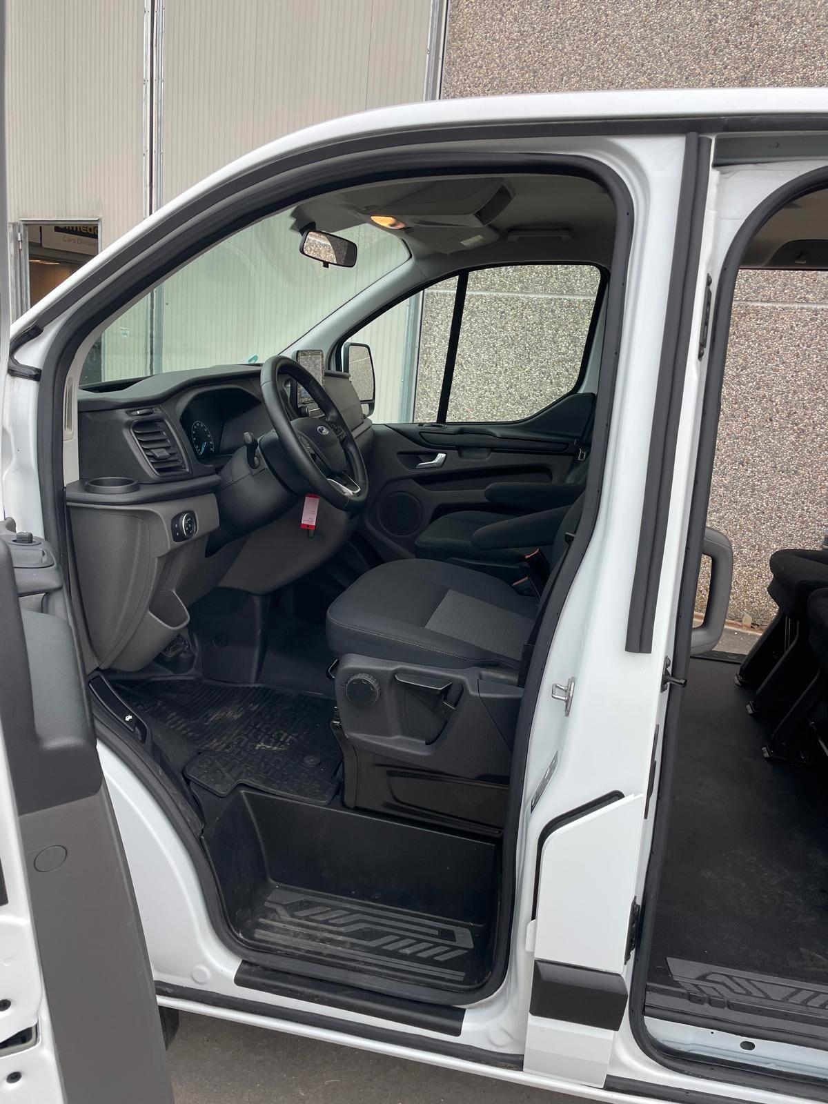 Ford Transit Custom 2.0 EcoBlue 130 cv 9 posti Cambio Automatico