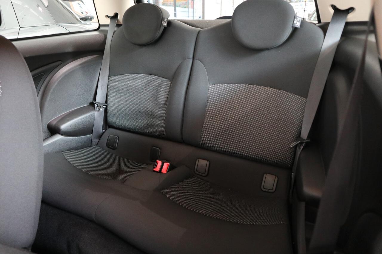 Mini 1.6 16V One D