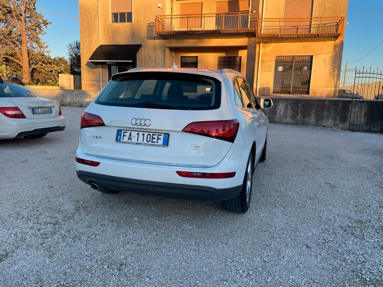 Audi Q5 2.0 TDI 150 CV clean diesel Advanced