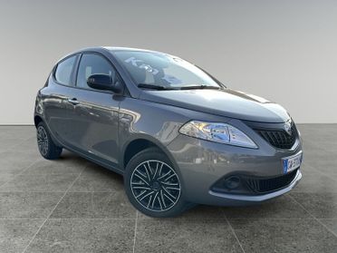 Lancia Ypsilon 1.0 FireFly 5 porte S&S Hybrid Oro