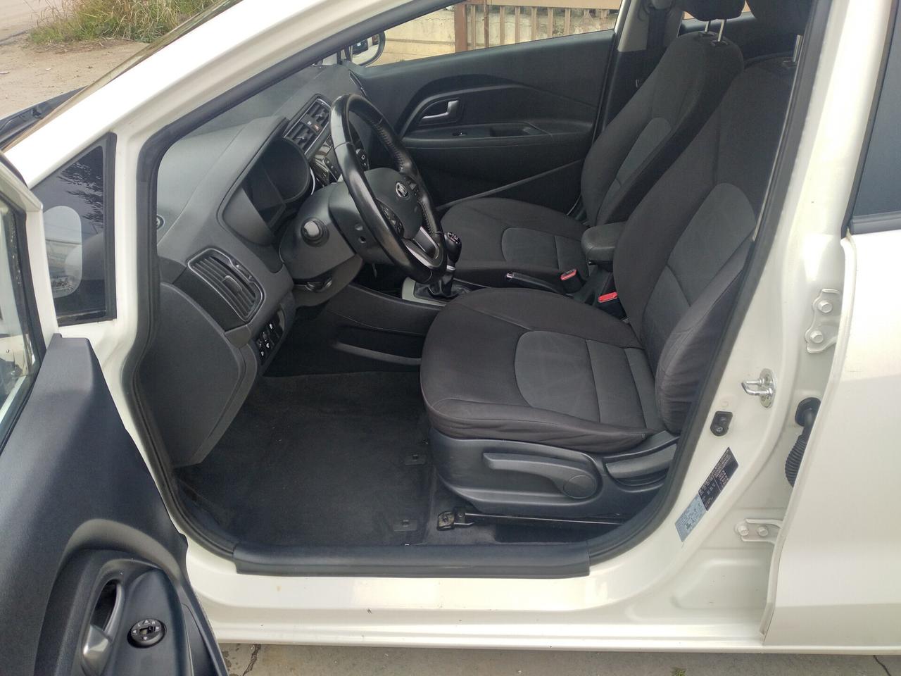 Kia Rio 1.1 CRDi 5p. Cool