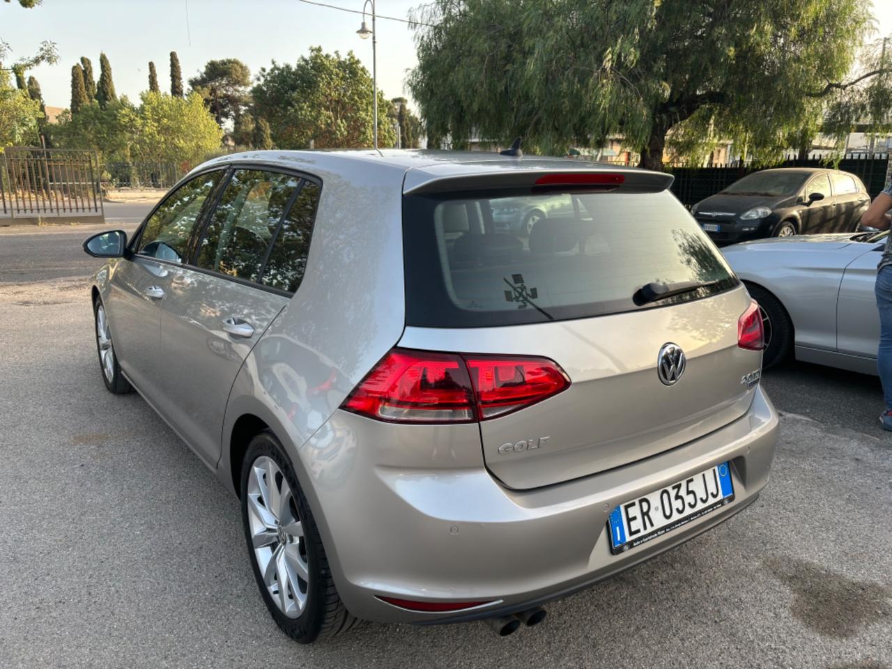 Volkswagen Golf 2.0 TDI DSG 5p. Highline BlueMotion Technology