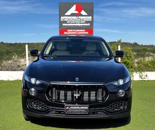 MASERATI Levante V6 Diesel 250cv AWD Granlusso (Tetto/APP/Retro)