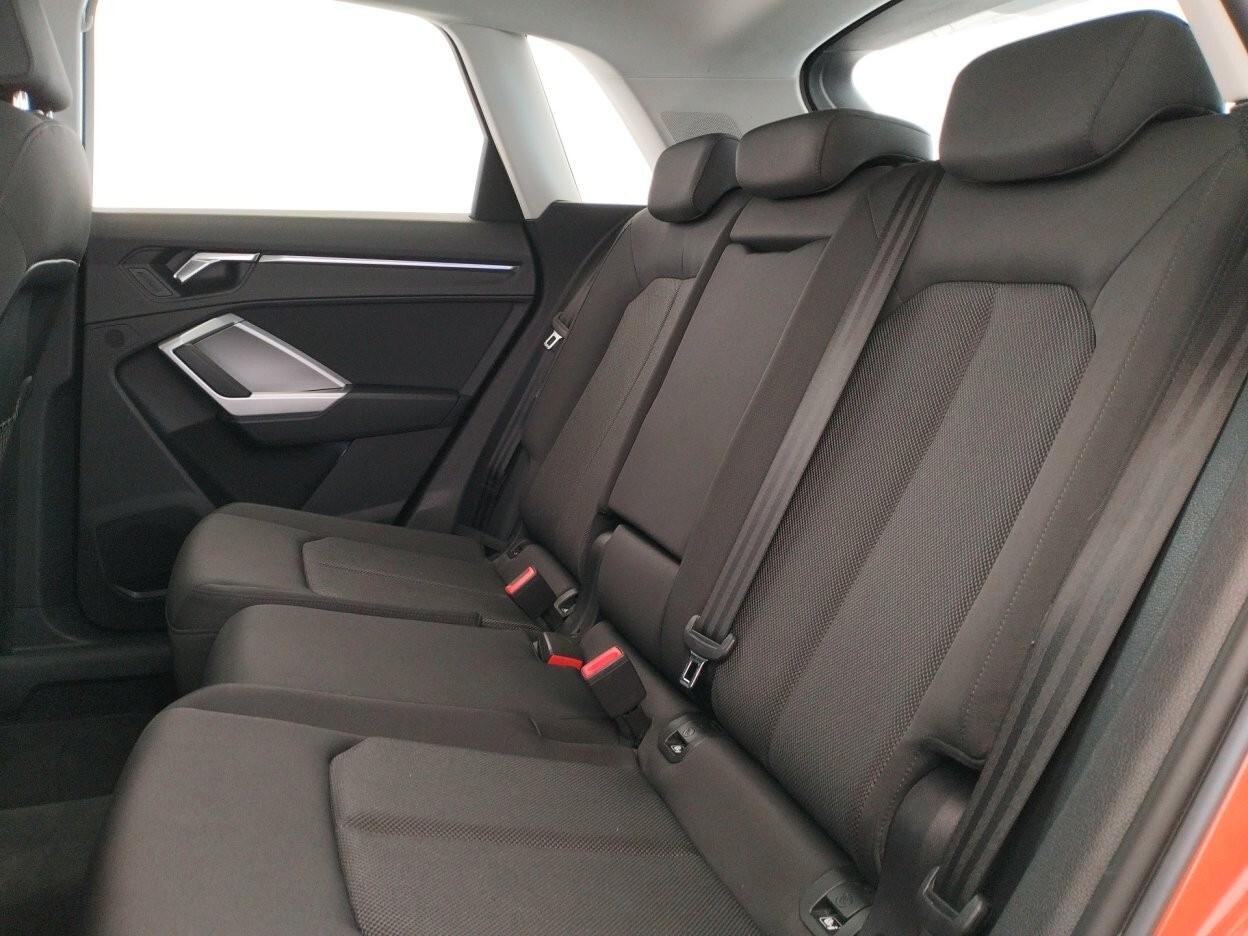AUDI Q3 40 2.0 tdi Business quattro 190cv s-tronic - IVA ESPOSTA