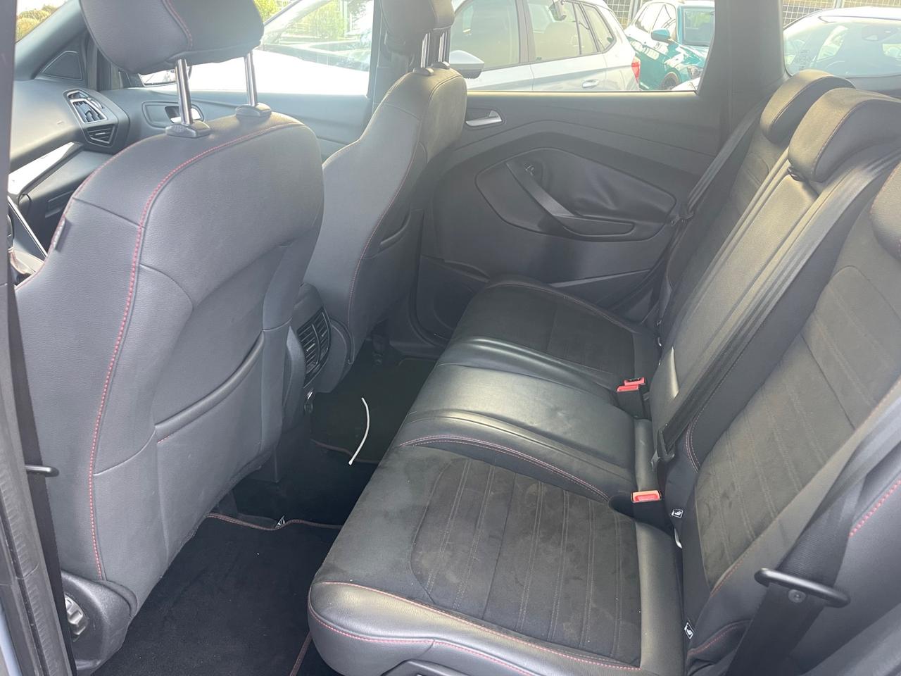 Ford Kuga 1.5 TDCI 120 CV S&S 2WD Powershift Edition