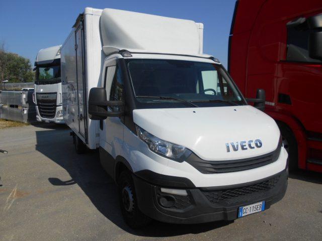 IVECO DAILY CABINATO