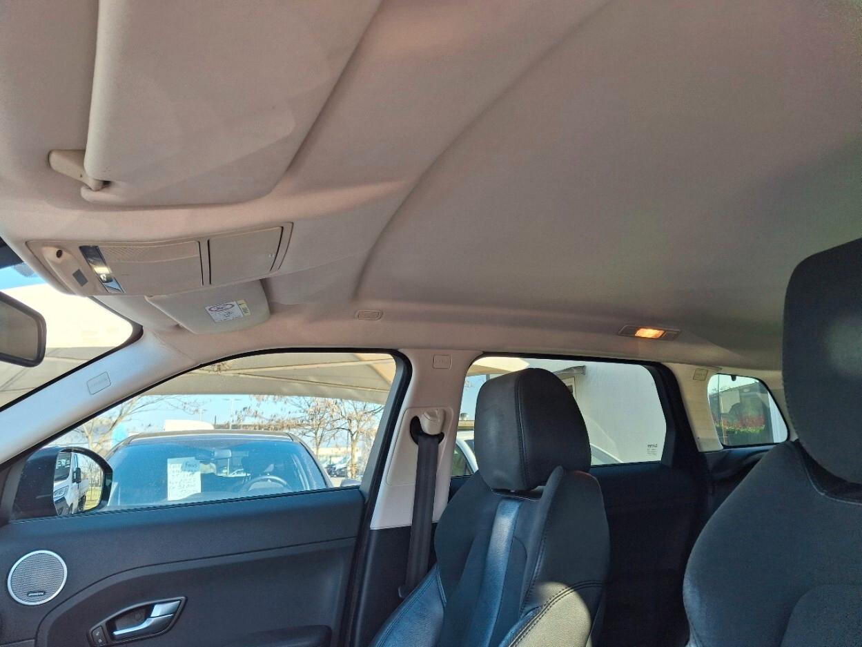 Land Rover Range Evoque 2.2 TD4 5p. Dynamic