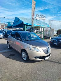 Lancia Ypsilon 0.9 TwinAir 85 CV 5 porte S&S Gold