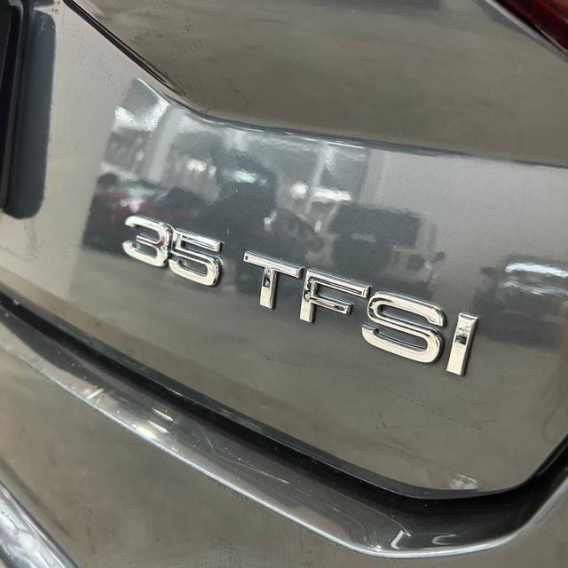 AUDI Q2 35 TFSI Business S-tronic