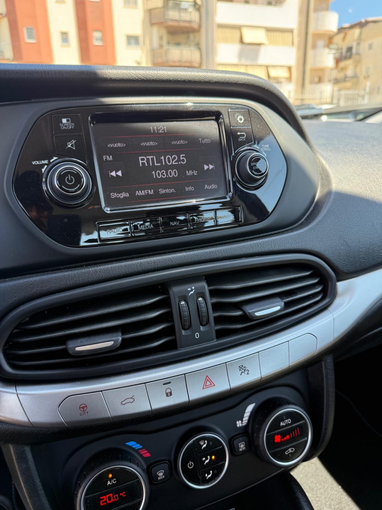 Fiat Tipo 1.6 Mjt 4 porte Lounge