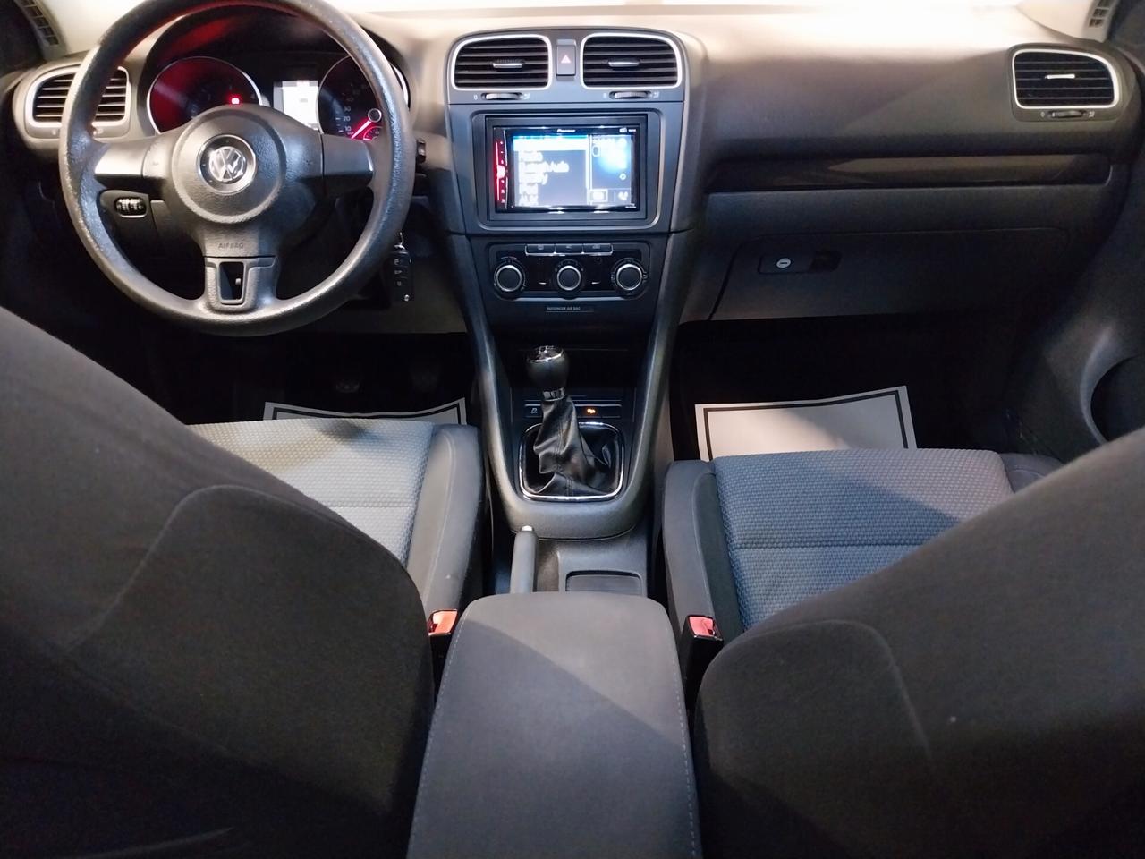 Volkswagen Golf Business 1.6 TDI 5p. Highline - ok neopatentati
