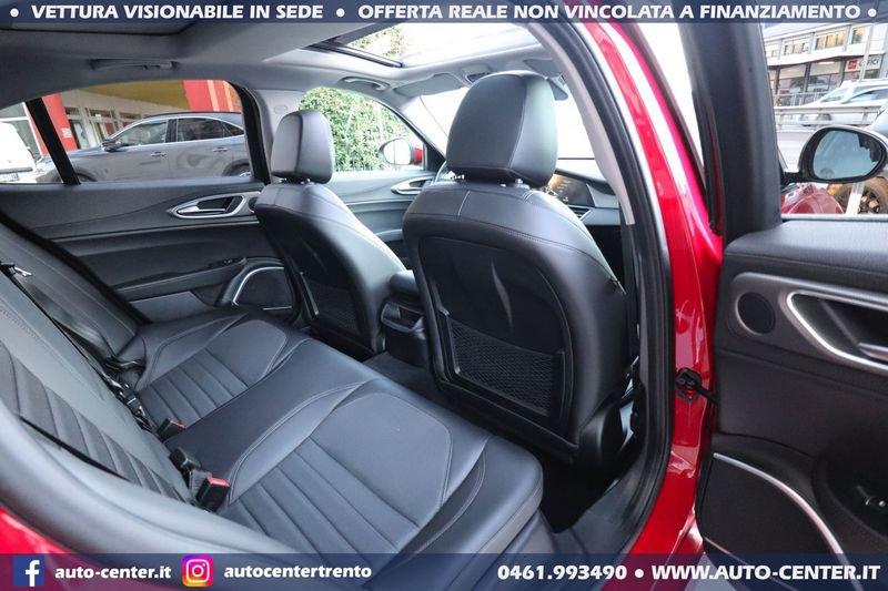 Alfa Romeo Giulia 2.0 Turbo 200CV AT8 Super TETTO