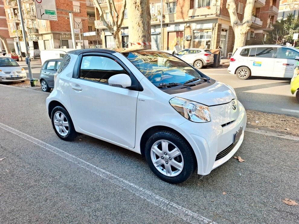 Toyota iQ 1.0 AUTOMATICA OK NEOPATENTATI FULL