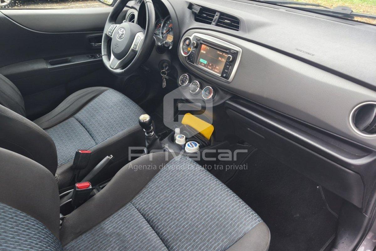 TOYOTA Yaris 1.3 5 porte Active