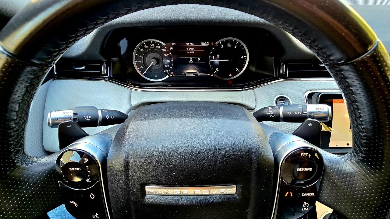 RANGE ROVER EVOQUE 2.0d i4 MHEV R-DYNAMIC AWD 150cv