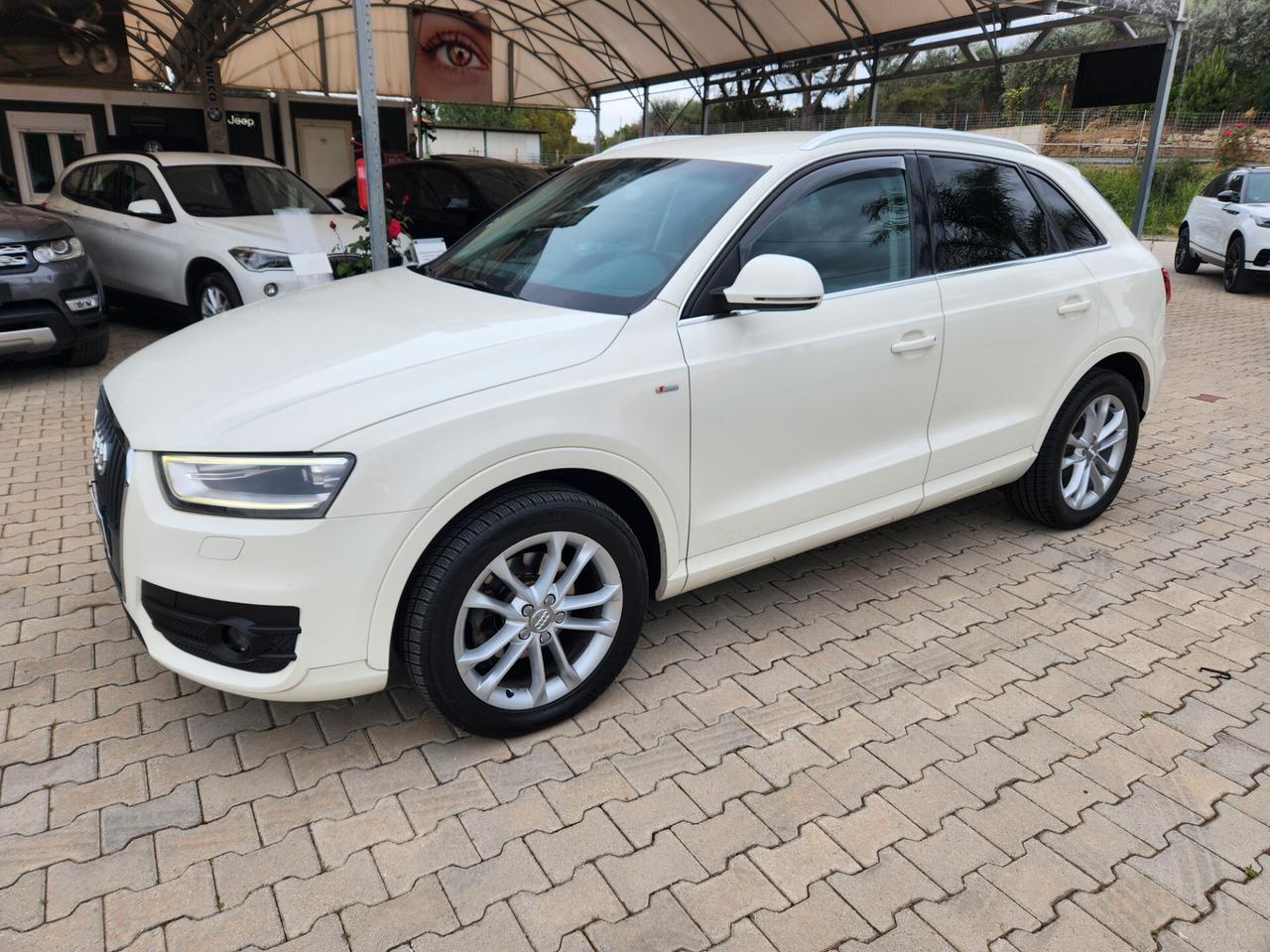 Audi Q3 AUDI Q3 2.0 DIESEL SLINE