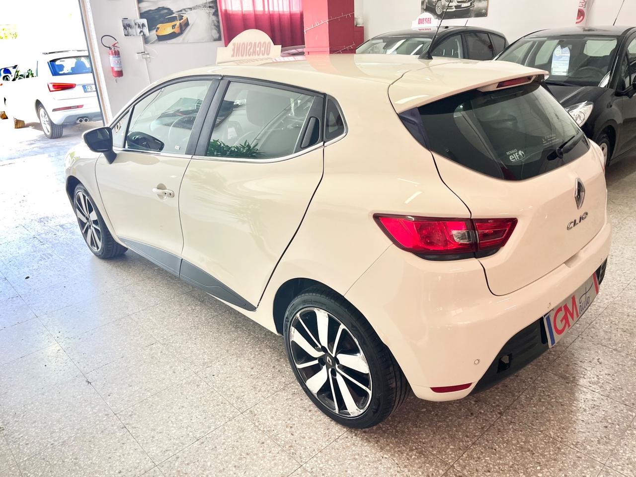 Renault Clio dCi 8V 75 CV 5 porte Duel