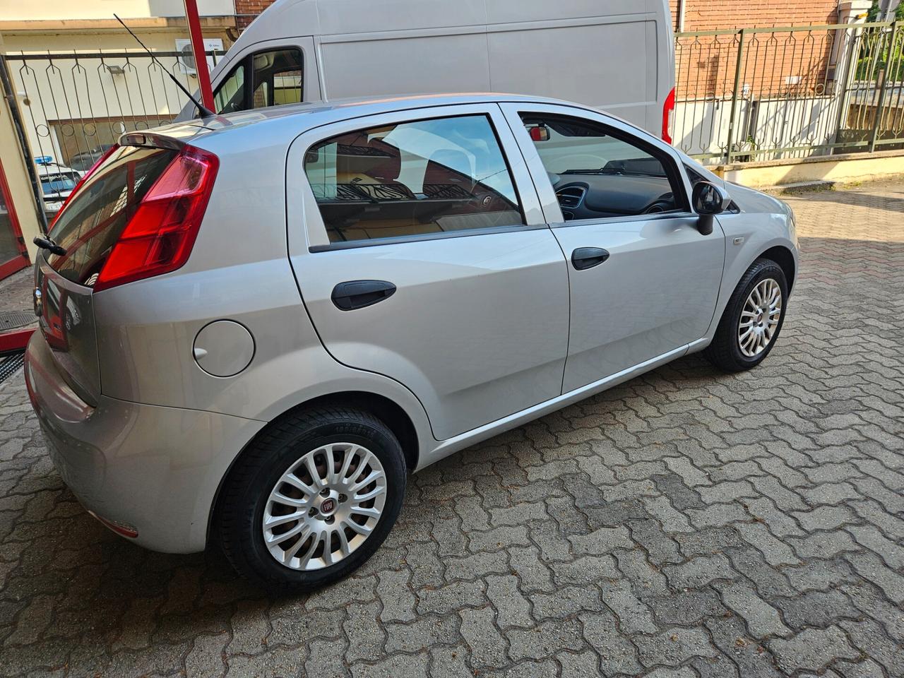 Fiat Punto 1.2 8V 5 porte Street