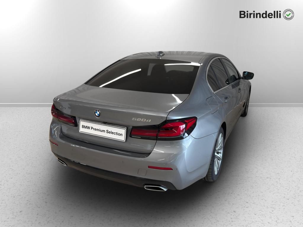 BMW Serie 5(G30/31/F90) - 520d 48V xDrive Business