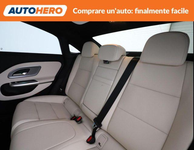 MERCEDES-BENZ CLA 200 Advanced