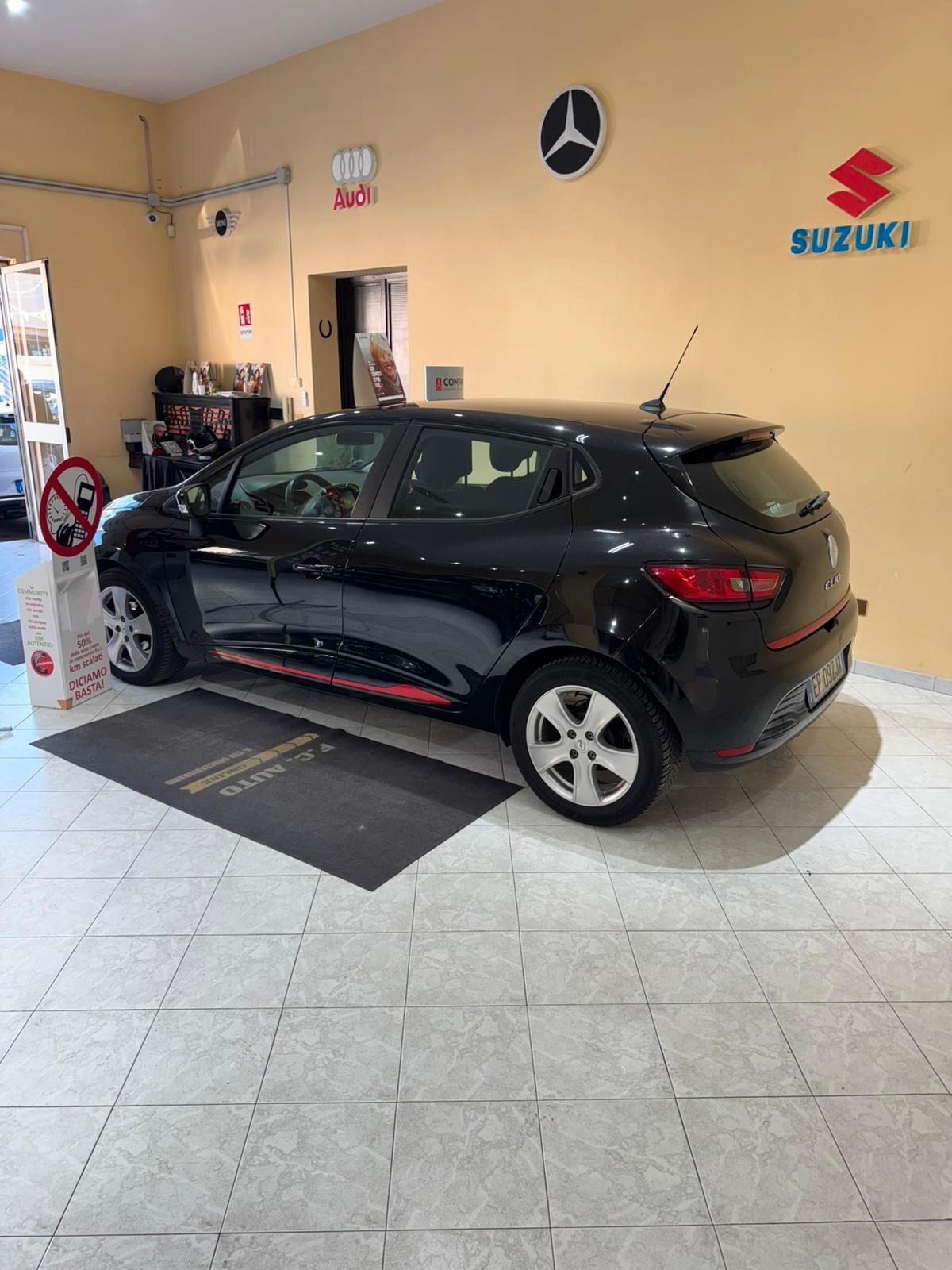 Renault Clio 1.2 16V 5 porte Live!