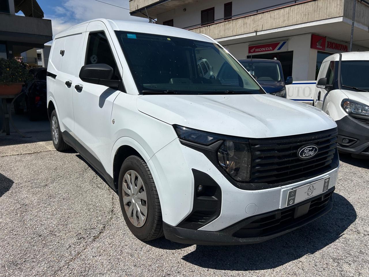 Ford Transit Courier 1.5 100CV “ 85.000 KM 2024”
