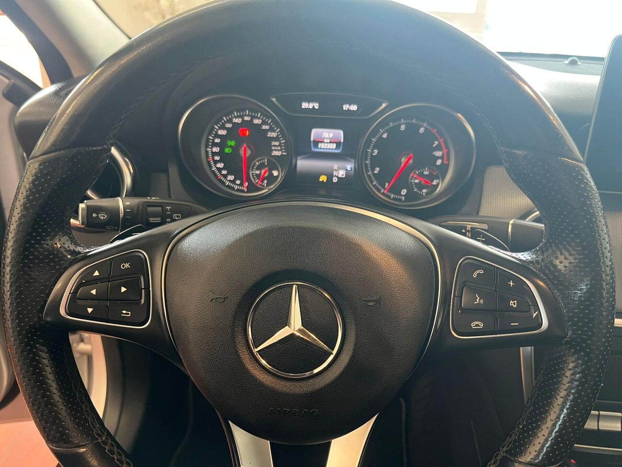 Mercedes-benz GLA 220 Automatic 4Matic Sport