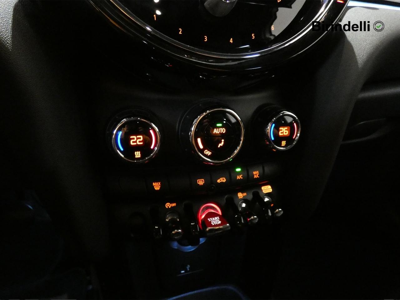 MINI Mini 5 porte (F55) - Mini 1.5 Cooper Classic 5 porte