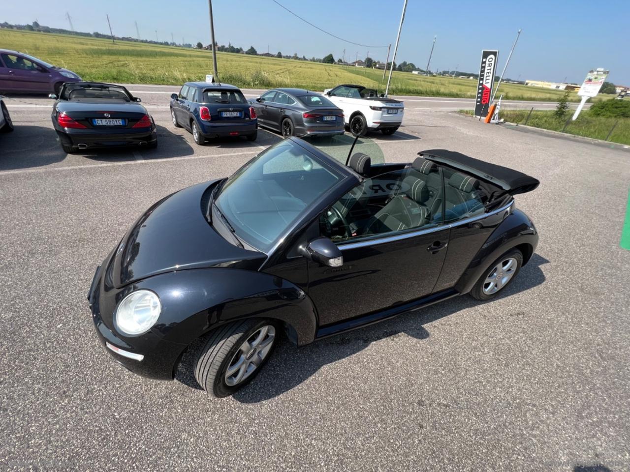 VOLKSWAGEN New Beetle 1.4 16V Cabrio FREESTYLE NEOPATENTATI