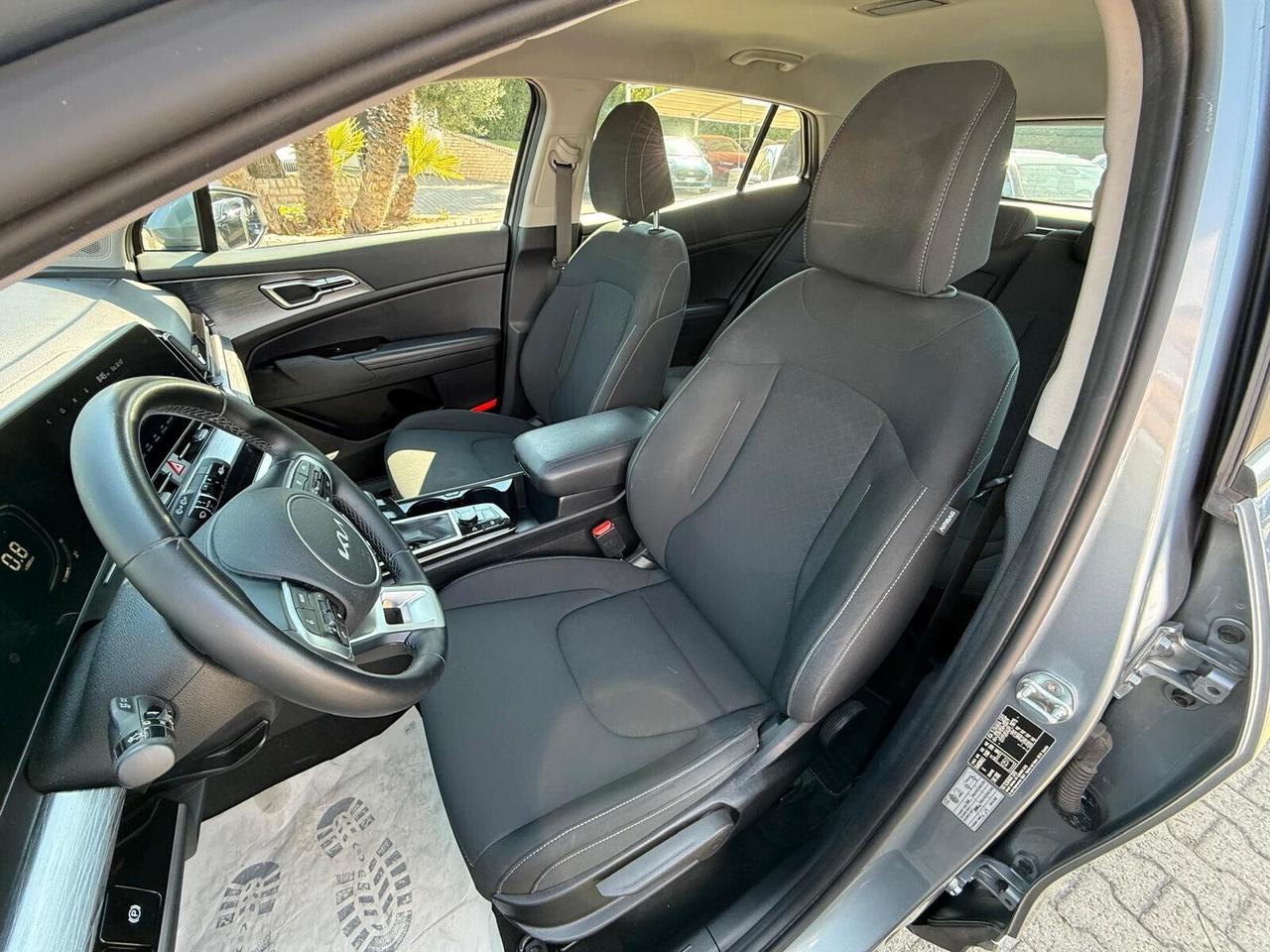 Nuova Kia Sportage 1.6 CRDi Ibrida DCT Business Line