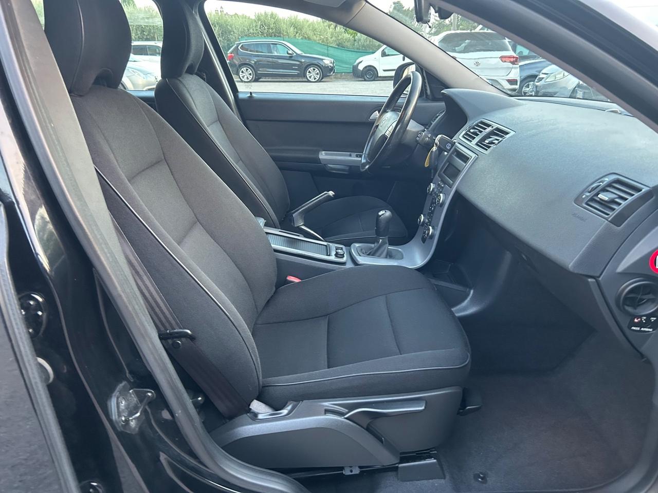 Volvo V50 1.6 D 150000km