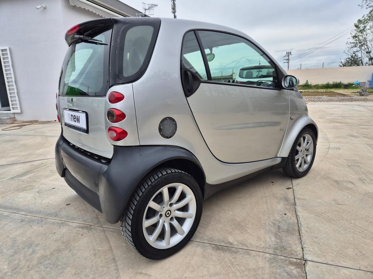 Smart ForTwo 700 coupé passion (45 kW)