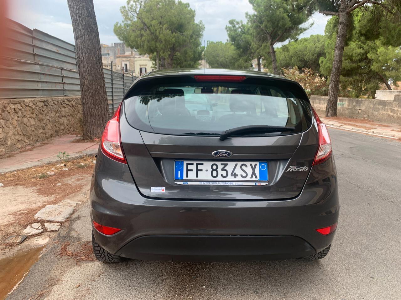 Ford Fiesta Plus 1.5 TDCi 75CV 5 porte