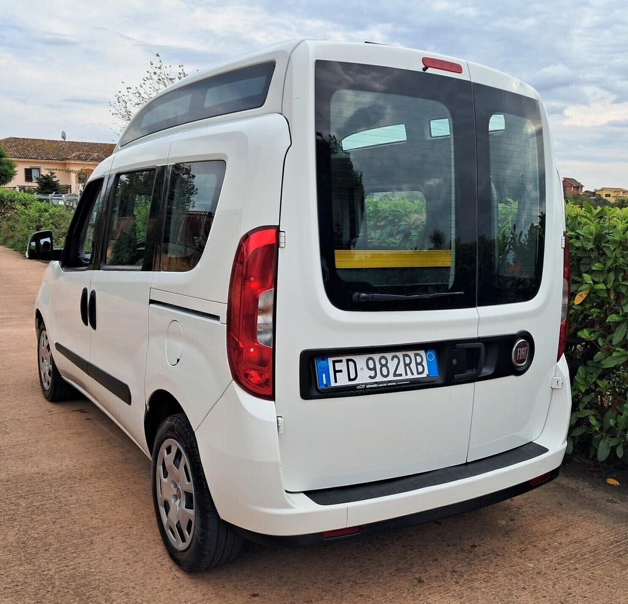 Fiat Doblo EURO 6 TETTO ALTO TRASPORTO DISABILI