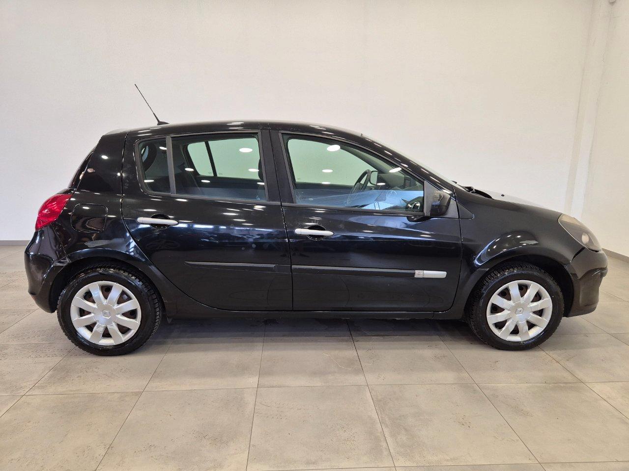 Renault Clio 5p 1.2 16v GPL Dynamique - PER COMMERCIANTI