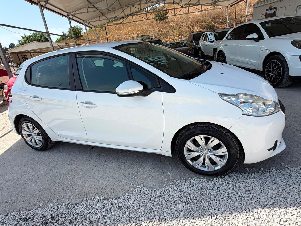 Peugeot 208 PureTech 5 porte Active