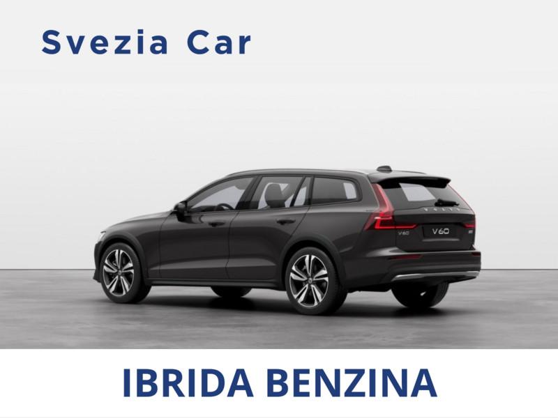 Volvo V60 Cross Country B5 AWD automatico Plus