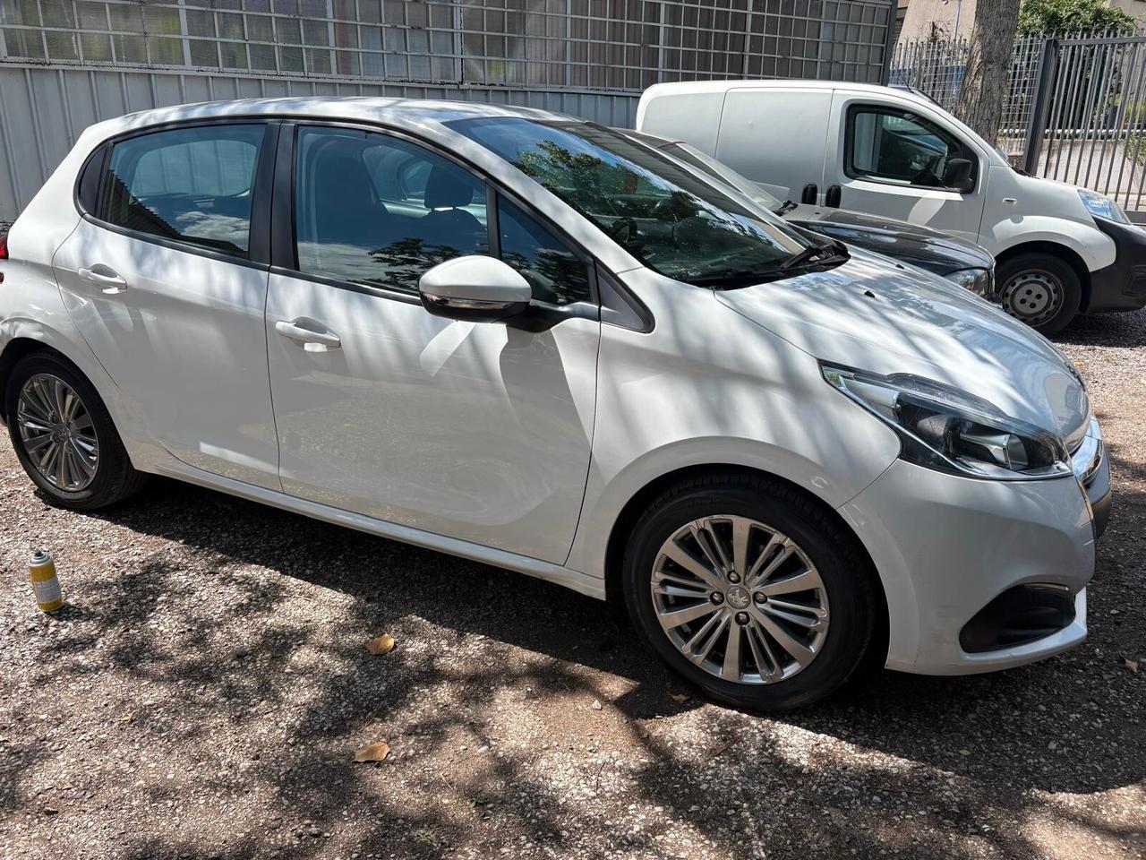 Peugeot 208 BlueHDi 75 5 porte Active