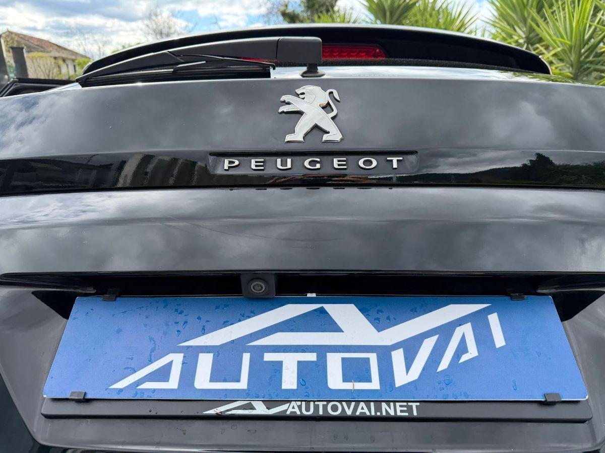 PEUGEOT - 3008 - PureTech Turbo 130 S&S EAT8 GT Line