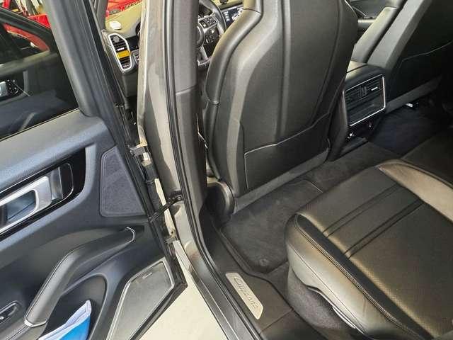 Porsche Cayenne 2.9 V6 441CV ASSE POST. STERZANTE R21 FULL