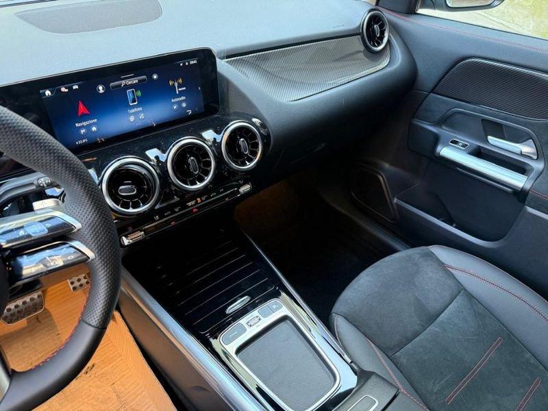 Mercedes-Benz GLA 180 Automatic AMG Line Premium